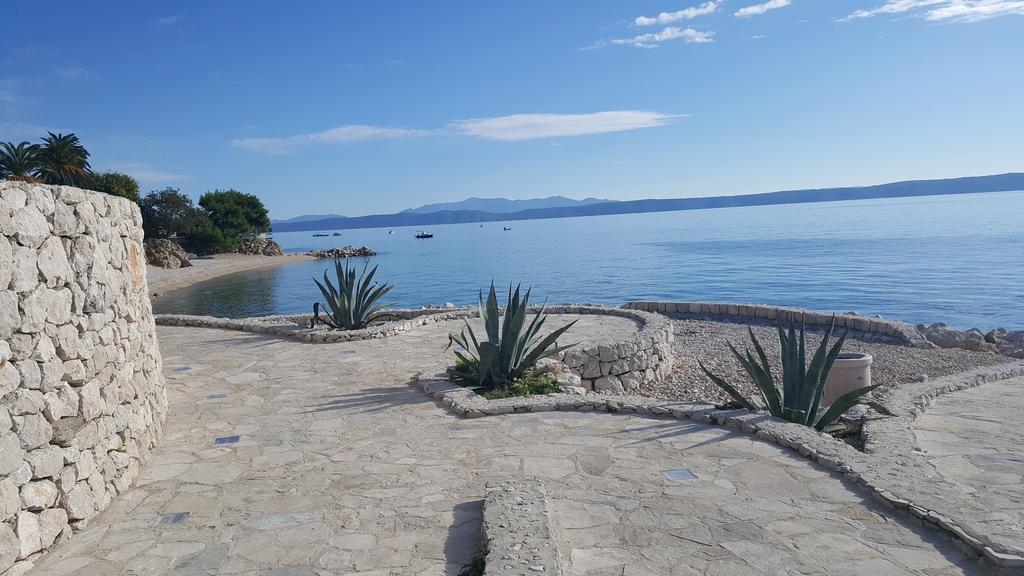 Apartments Pero Podgora Bagian luar foto